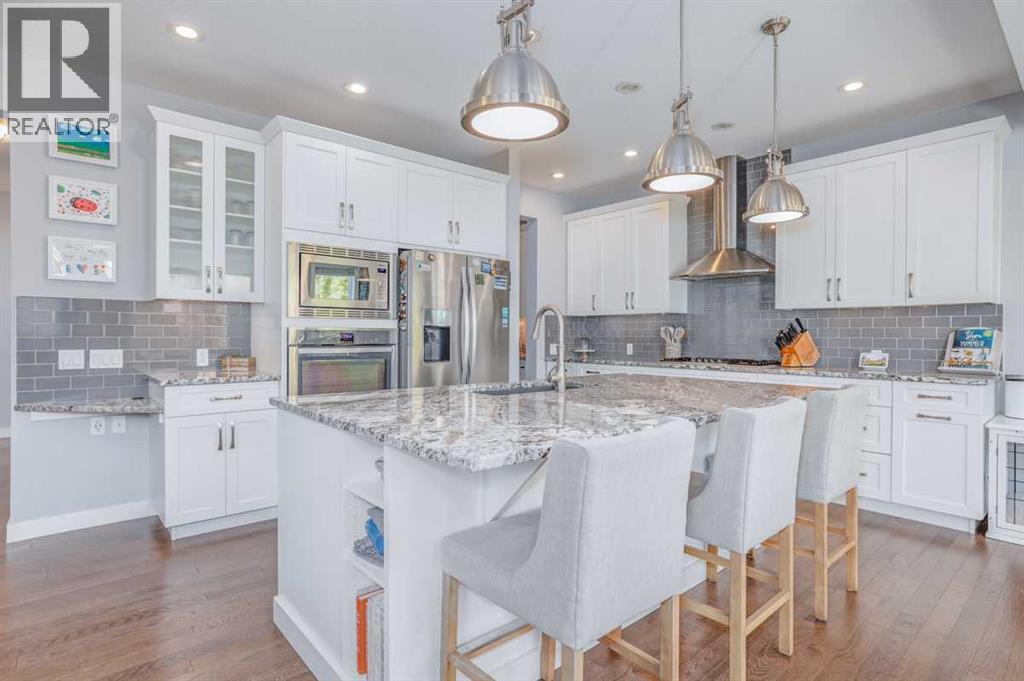 24 Mount Rae Terrace, Okotoks, Alberta  T1S 0M6 - Photo 9 - A2265574