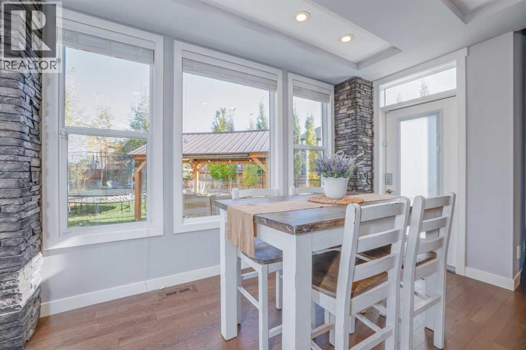 24 Mount Rae Terrace, Okotoks, Alberta  T1S 0M6 - Photo 13 - A2265574