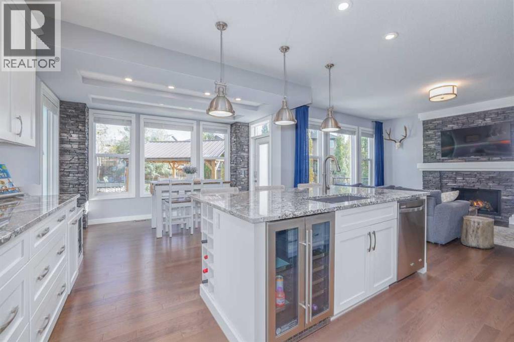 24 Mount Rae Terrace, Okotoks, Alberta  T1S 0M6 - Photo 12 - A2265574