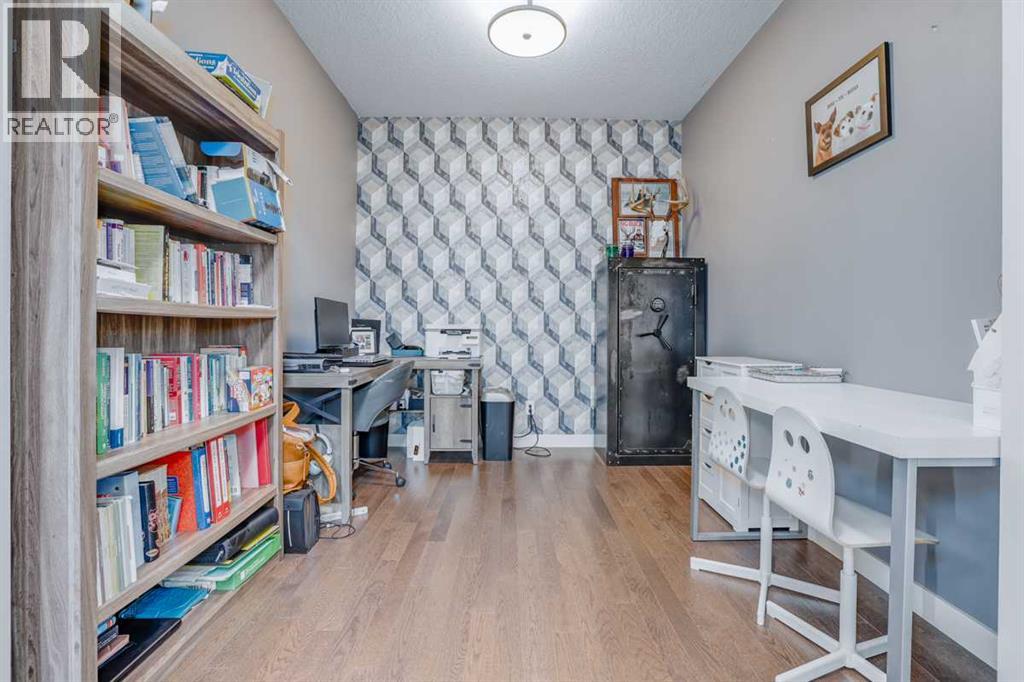 24 Mount Rae Terrace, Okotoks, Alberta  T1S 0M6 - Photo 6 - A2265574