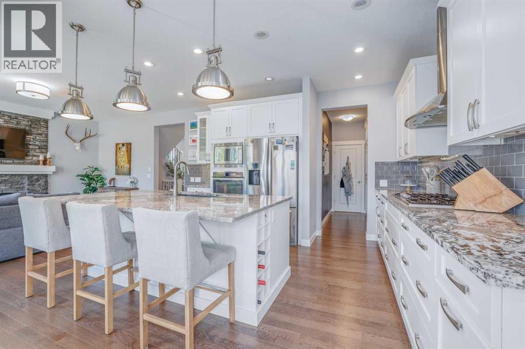 24 Mount Rae Terrace, Okotoks, Alberta  T1S 0M6 - Photo 10 - A2265574