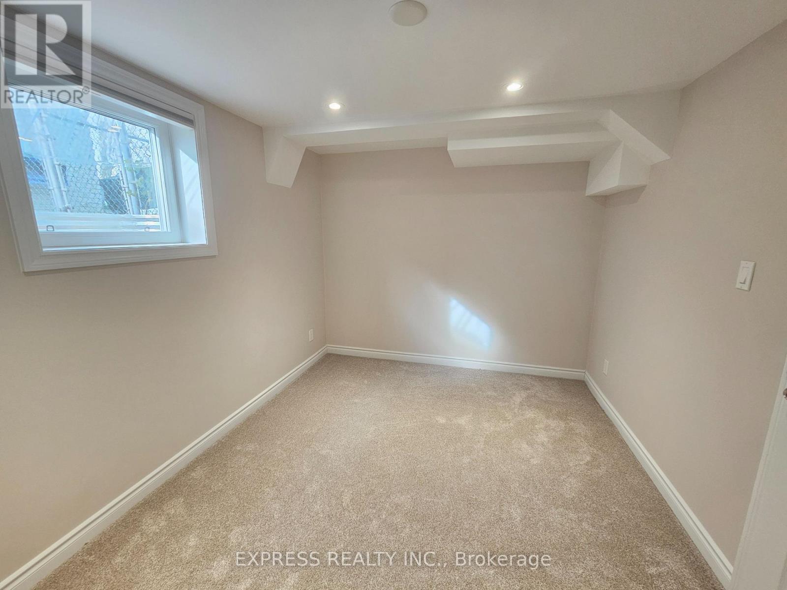 Basement - 24 Darcy Magee Crescent, Toronto, Ontario  M1C 2T5 - Photo 17 - E12548828