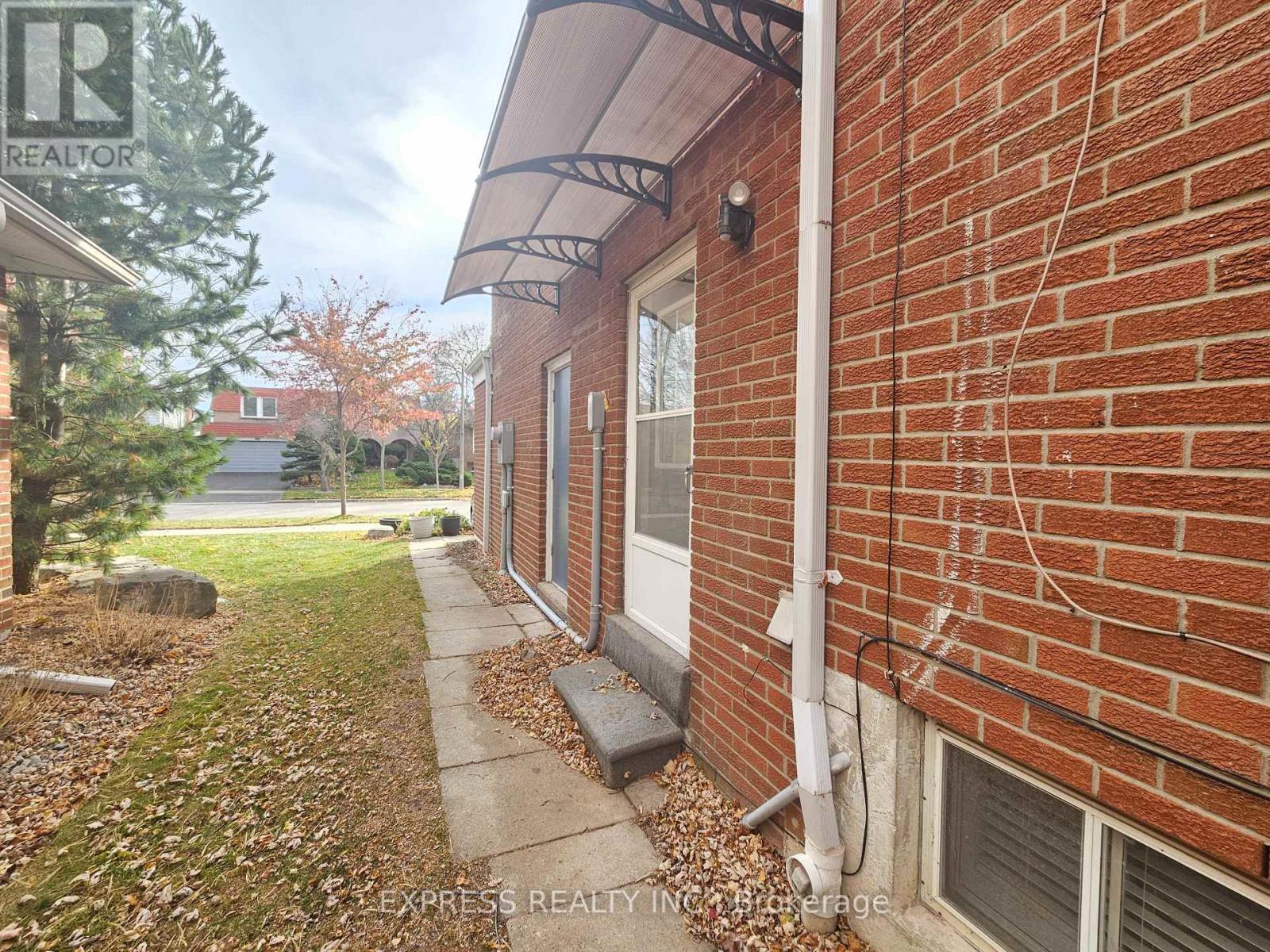 Basement - 24 Darcy Magee Crescent, Toronto, Ontario  M1C 2T5 - Photo 21 - E12548828