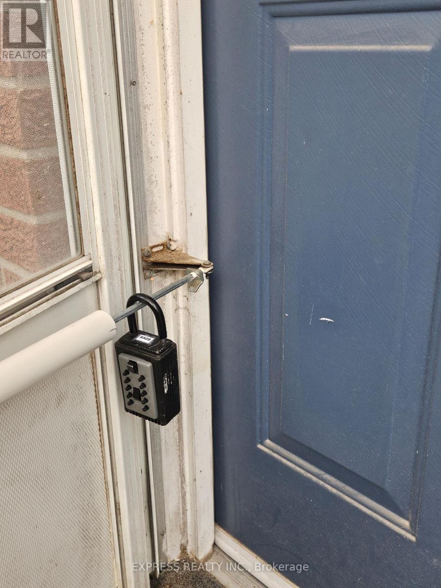 Basement - 24 Darcy Magee Crescent, Toronto, Ontario  M1C 2T5 - Photo 24 - E12548828