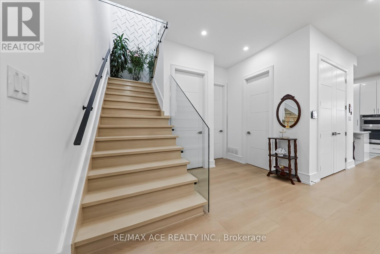 34 Andrew Avenue, Toronto, Ontario  M1M 3H2 - Photo 11 - E12548858