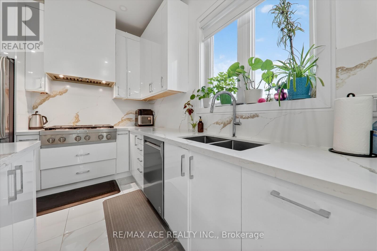 34 Andrew Avenue, Toronto, Ontario  M1M 3H2 - Photo 20 - E12548858