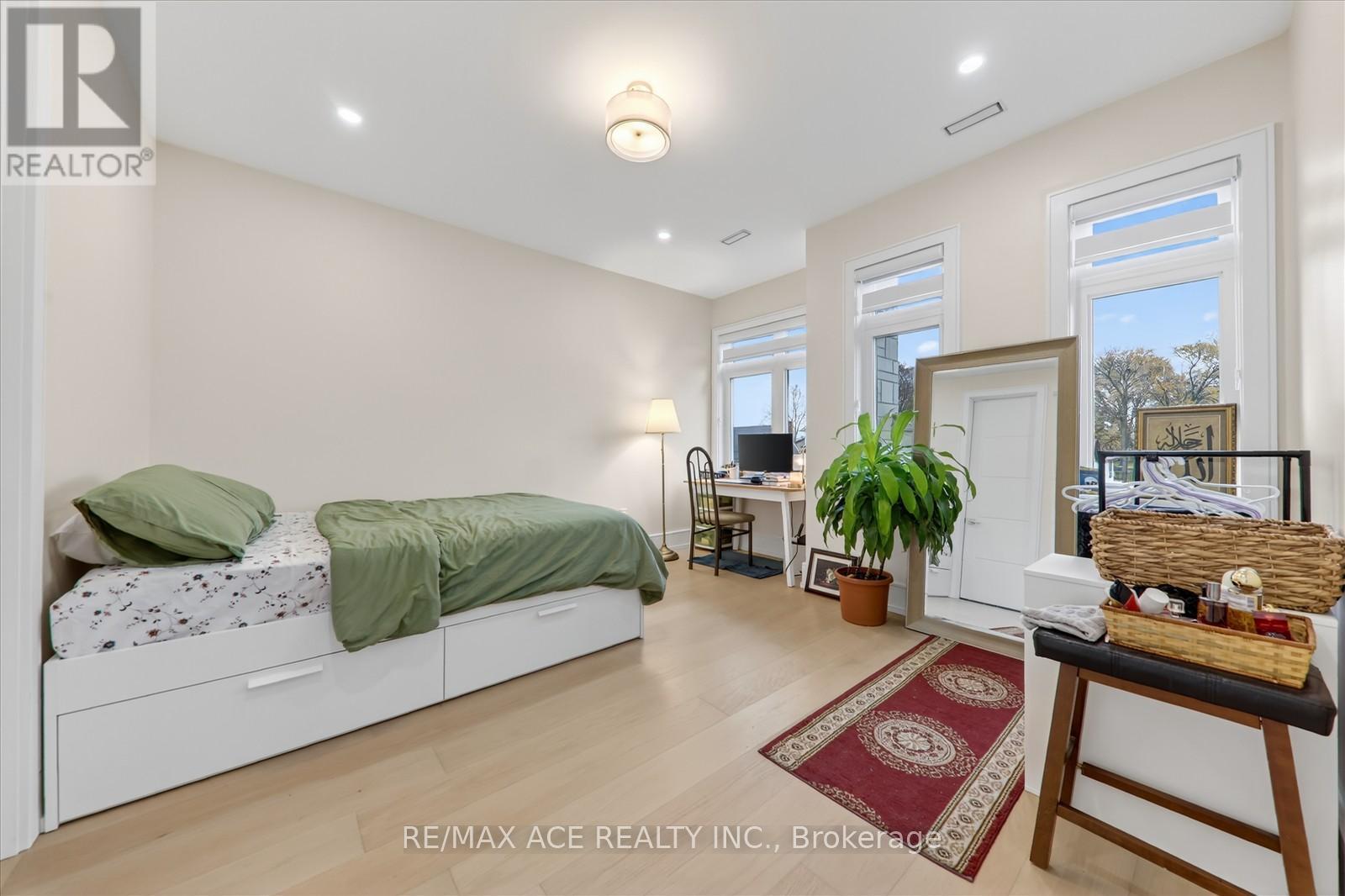 34 Andrew Avenue, Toronto, Ontario  M1M 3H2 - Photo 35 - E12548858