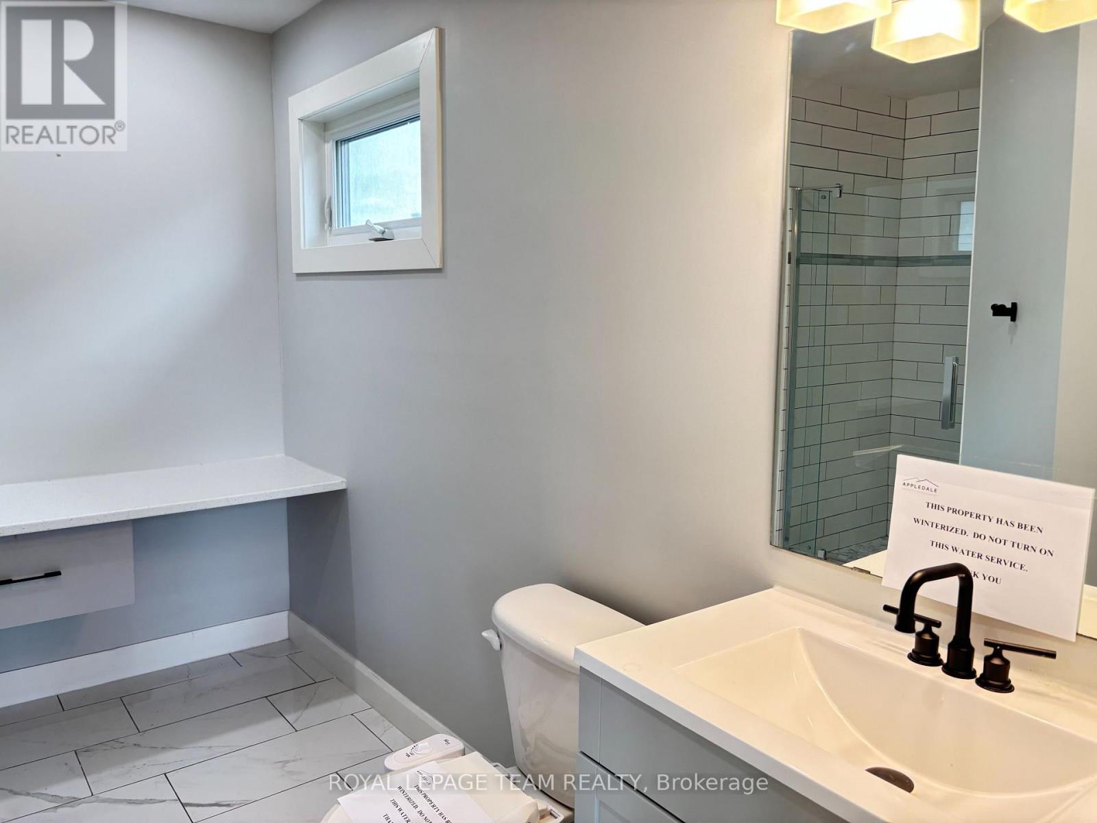 78 Friendly Crescent, Ottawa, Ontario K2S 2B5 - Photo 13 - X12548104