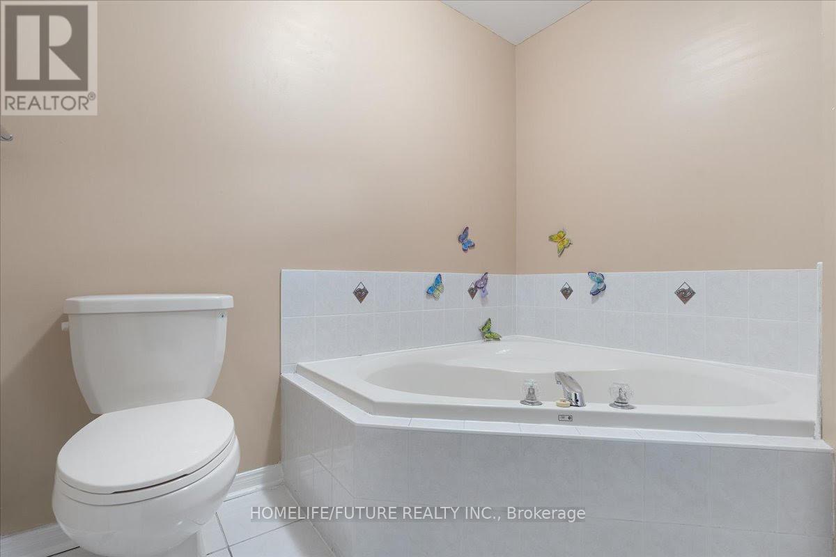 (Upper) - 6581 Song Bird Crescent, Mississauga, Ontario  L5W 1E1 - Photo 18 - W12548842