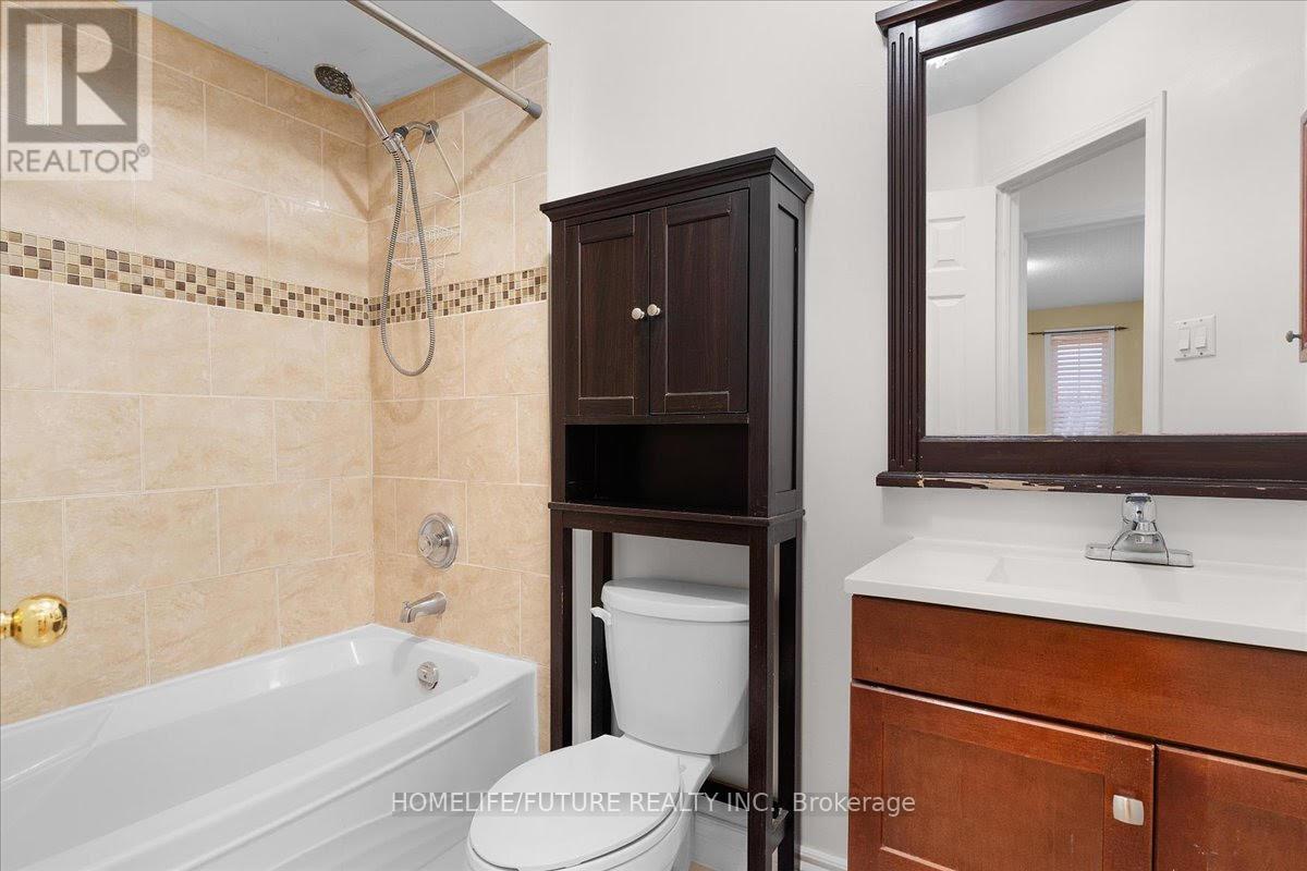 (Upper) - 6581 Song Bird Crescent, Mississauga, Ontario  L5W 1E1 - Photo 21 - W12548842