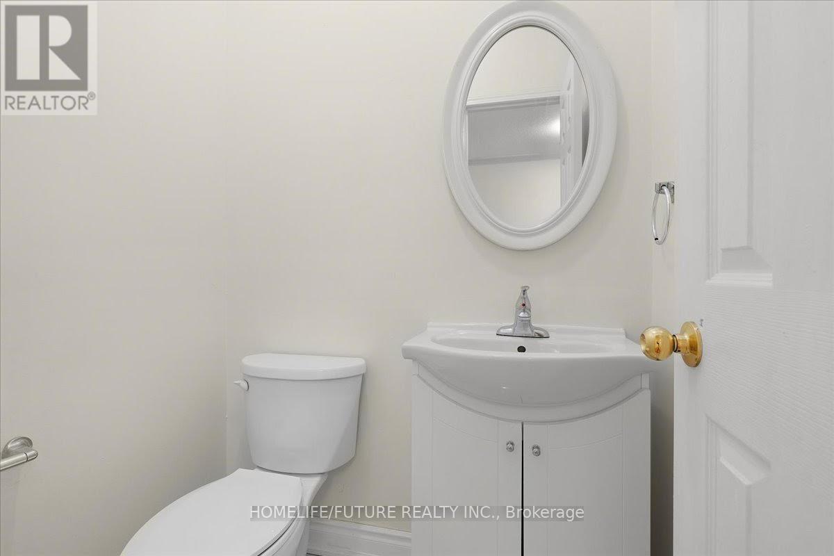 (Upper) - 6581 Song Bird Crescent, Mississauga, Ontario  L5W 1E1 - Photo 7 - W12548842