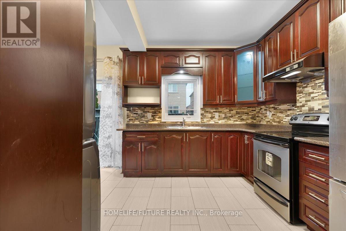 (Upper) - 6581 Song Bird Crescent, Mississauga, Ontario  L5W 1E1 - Photo 8 - W12548842