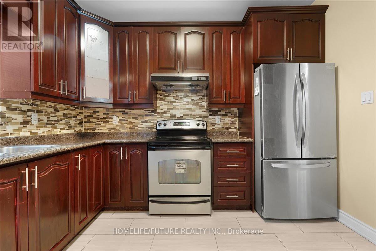 (Upper) - 6581 Song Bird Crescent, Mississauga, Ontario  L5W 1E1 - Photo 9 - W12548842