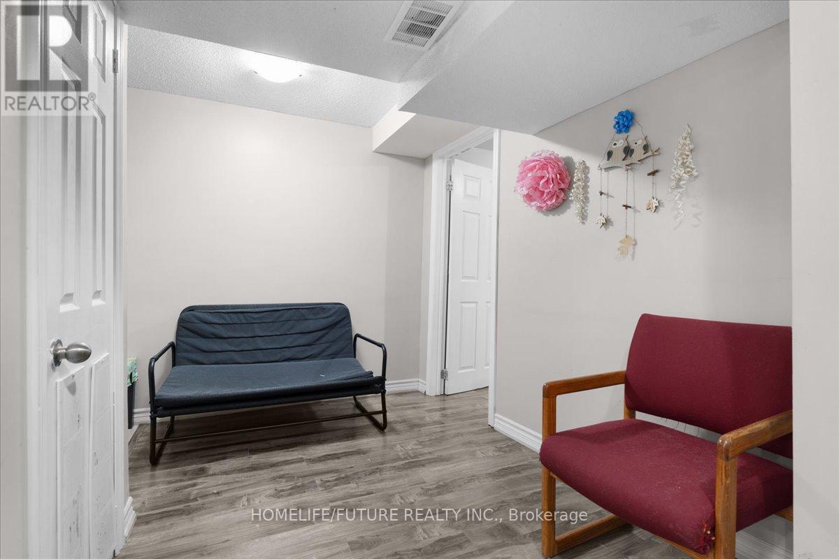 (Bsmt) - 6581 Song Bird Crescent, Mississauga, Ontario  L5W 1E1 - Photo 7 - W12548848