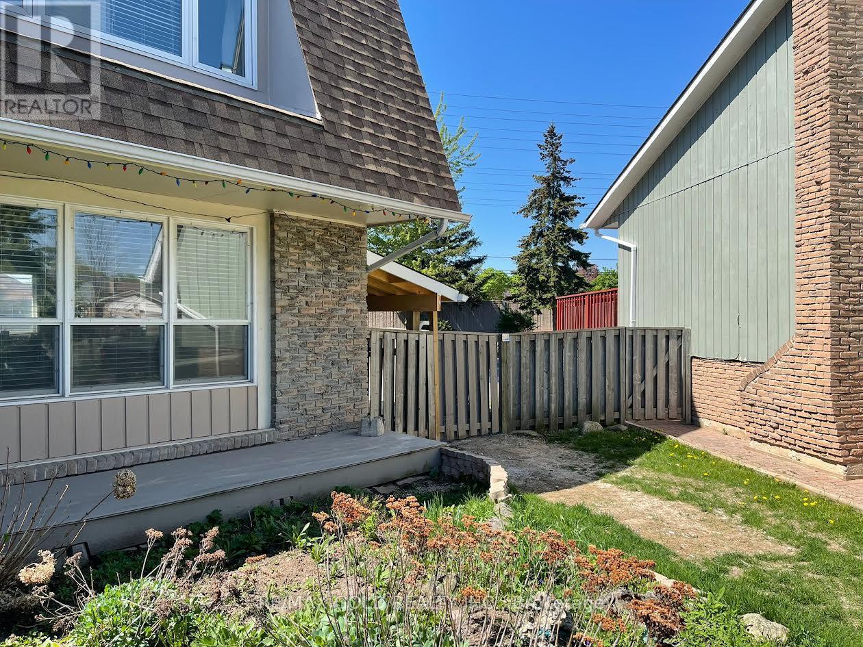 2946 Quetta Mews, Mississauga, Ontario  L5N 1Z7 - Photo 10 - W12548860