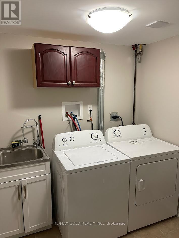 2946 Quetta Mews, Mississauga, Ontario  L5N 1Z7 - Photo 6 - W12548860