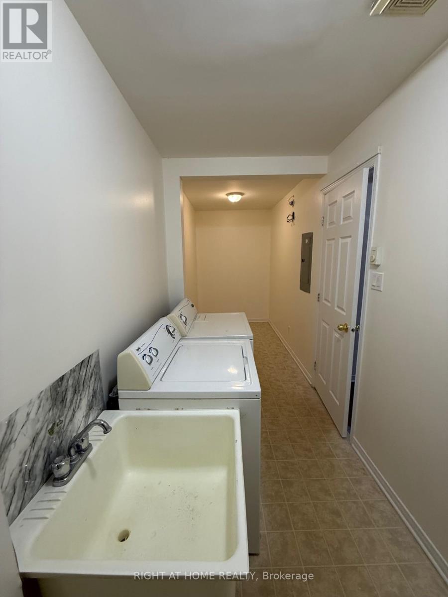 Property at 5 - 3415 UPLANDS DRIVE image 5