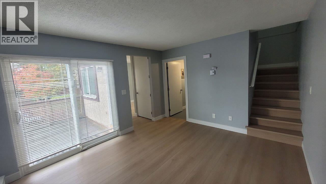 4 310 Highland Way, Port Moody, British Columbia  V3H 3V7 - Photo 4 - R3034785