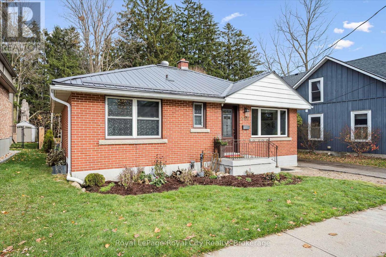 540 James Street, Centre Wellington, Ontario N1M 2H8 - Photo 2 - X12548840