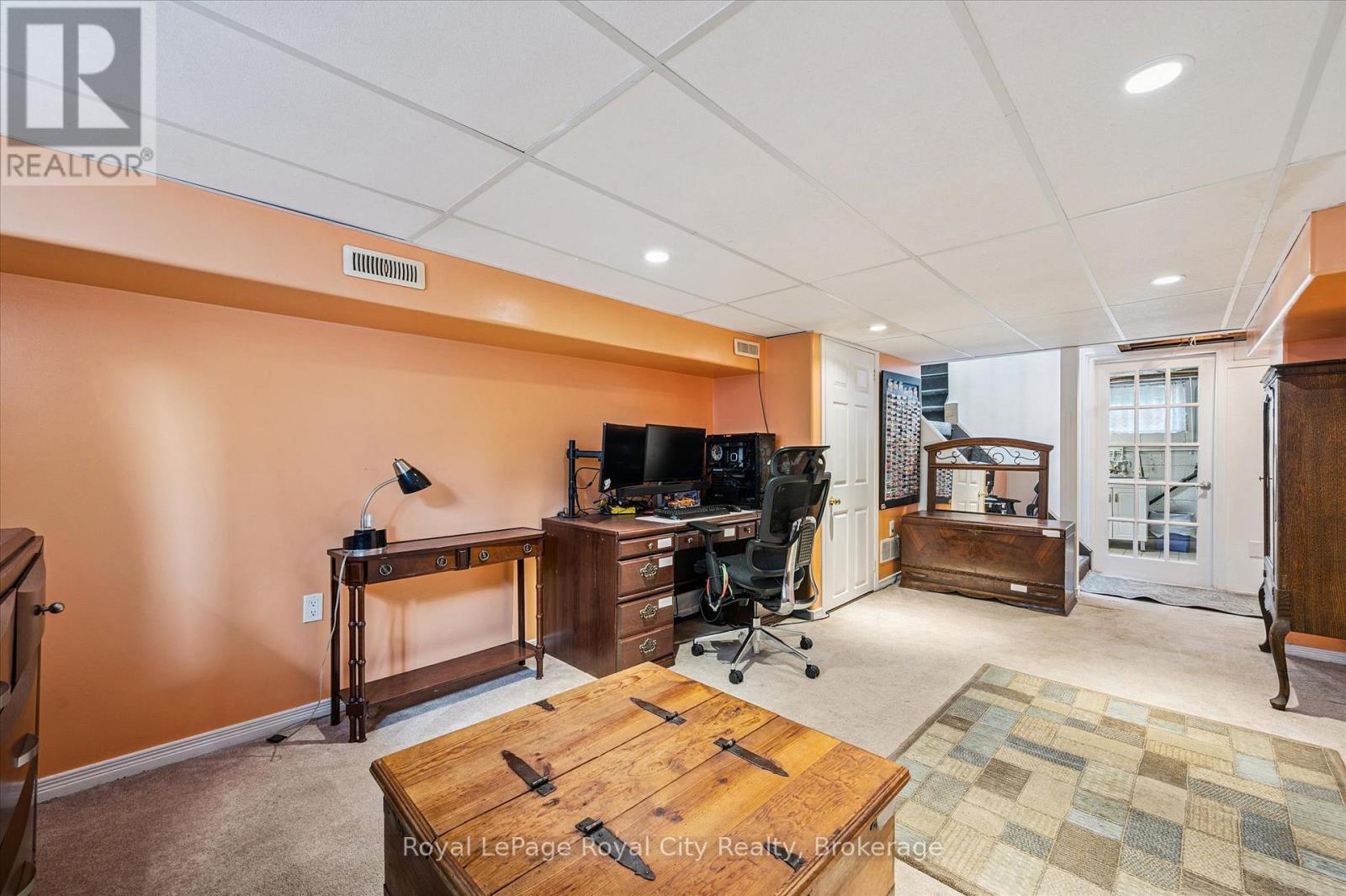 540 James Street, Centre Wellington, Ontario N1M 2H8 - Photo 21 - X12548840