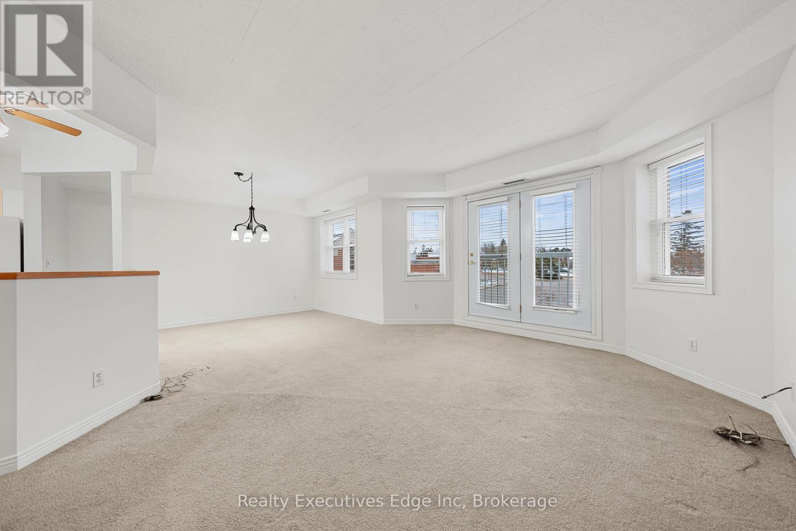 205 - 208 Silvercreek Parkway N, Guelph, Ontario N1H 8H2 - Photo 18 - X12548876