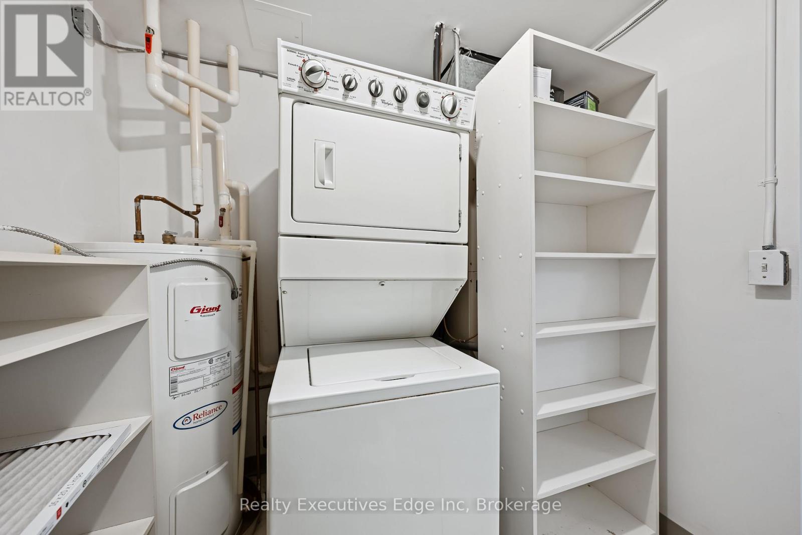 205 - 208 Silvercreek Parkway N, Guelph, Ontario N1H 8H2 - Photo 33 - X12548876