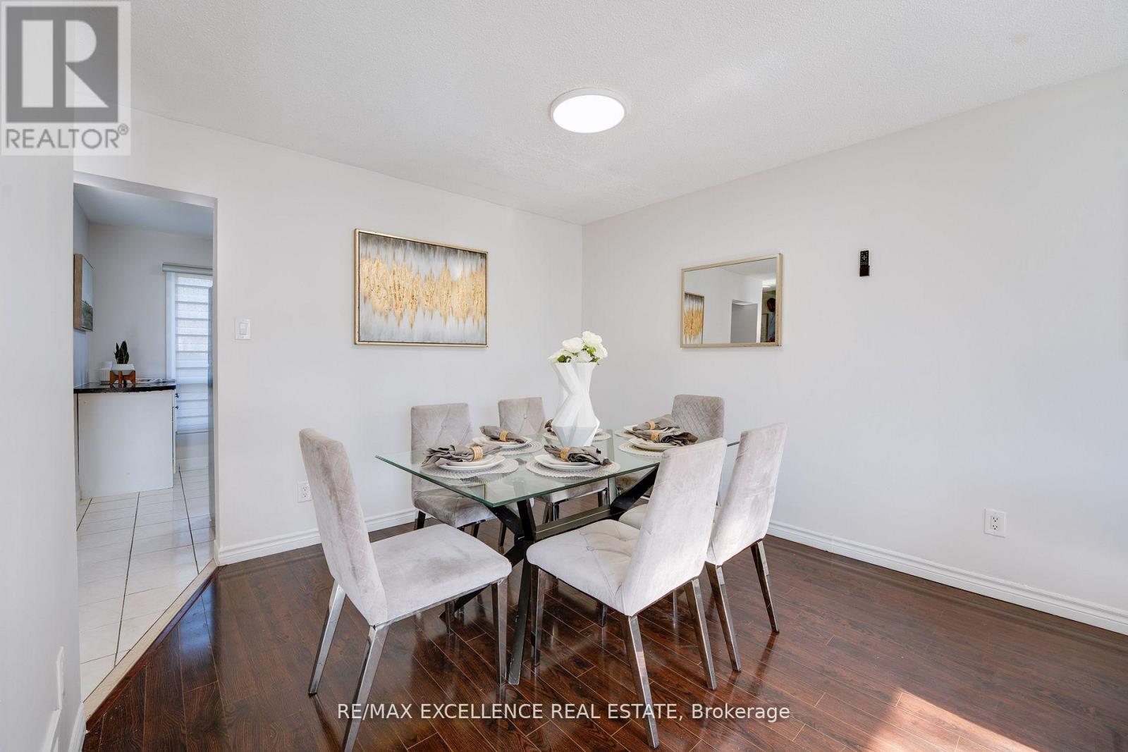 Upper Floor - 7556 Wildfern Drive, Mississauga, Ontario L4T 3P6 - Photo 10 - W12532708