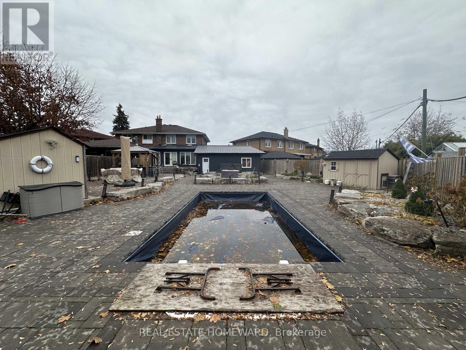 18 Wyndcliff Crescent, Toronto, Ontario  M4A 2K1 - Photo 31 - C12548804