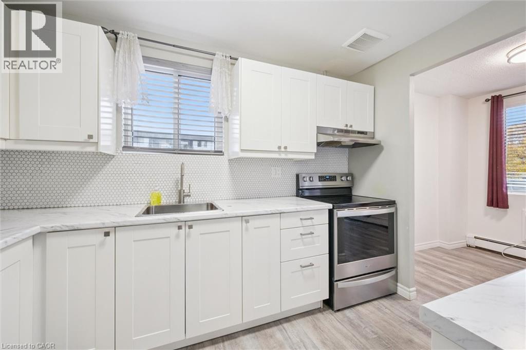 279 Chandler Drive, Kitchener, Ontario N2E 1X6 - Photo 6 - 40787137