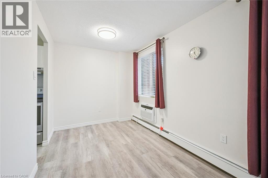 279 Chandler Drive, Kitchener, Ontario N2E 1X6 - Photo 9 - 40787137