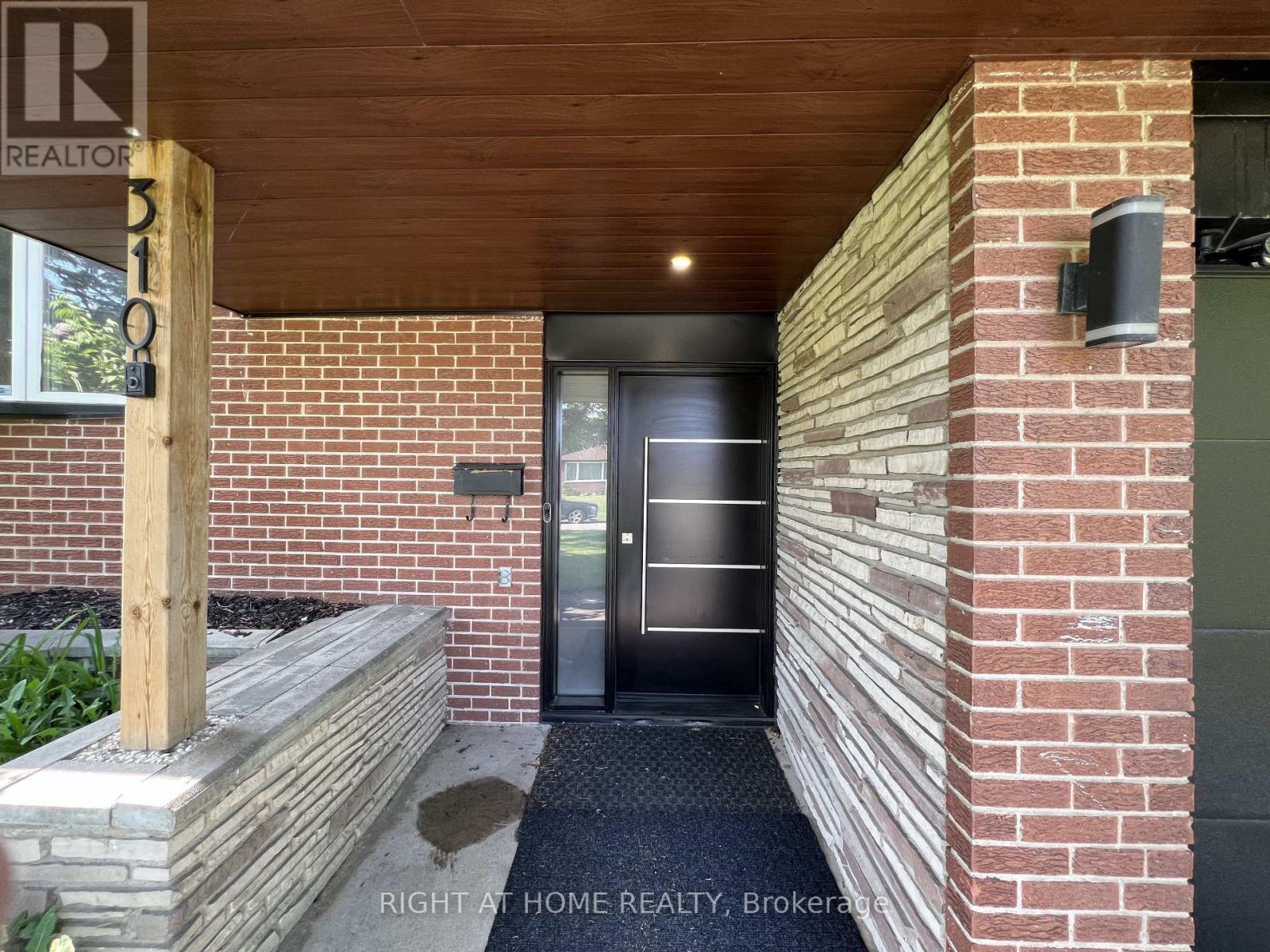 310 Admiral Road, Oshawa, Ontario  L1J 3A5 - Photo 4 - E12548900