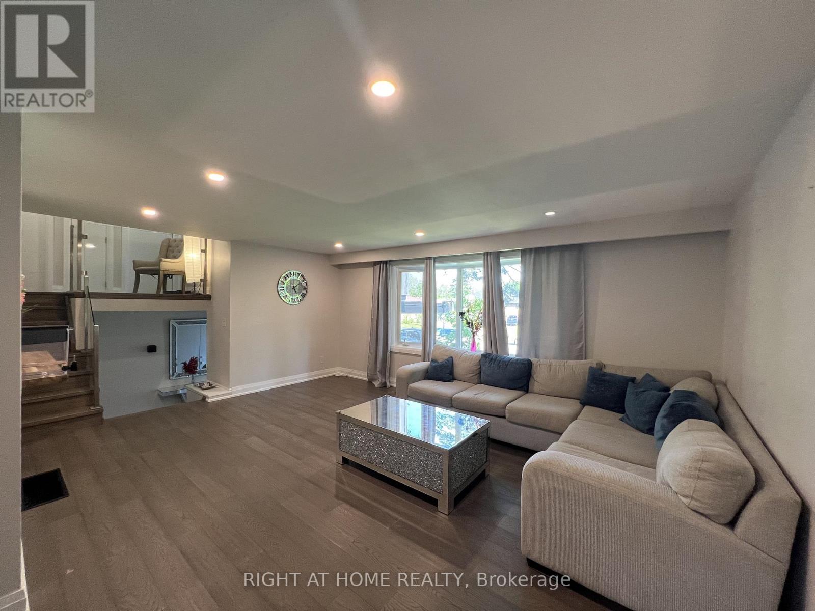 310 Admiral Road, Oshawa, Ontario  L1J 3A5 - Photo 9 - E12548900