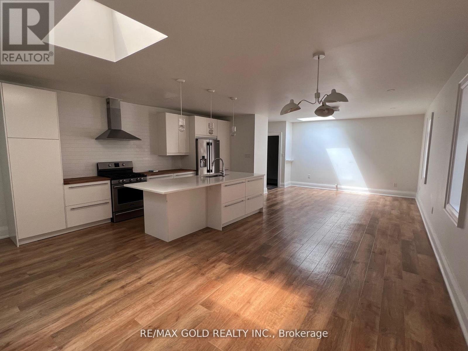 2B - 2215 DANFORTH AVENUE, Toronto, Ontario