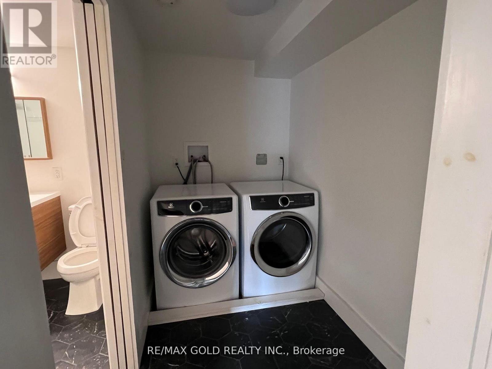 2b - 2215 Danforth Avenue, Toronto, Ontario  M4C 1K4 - Photo 19 - E12548910