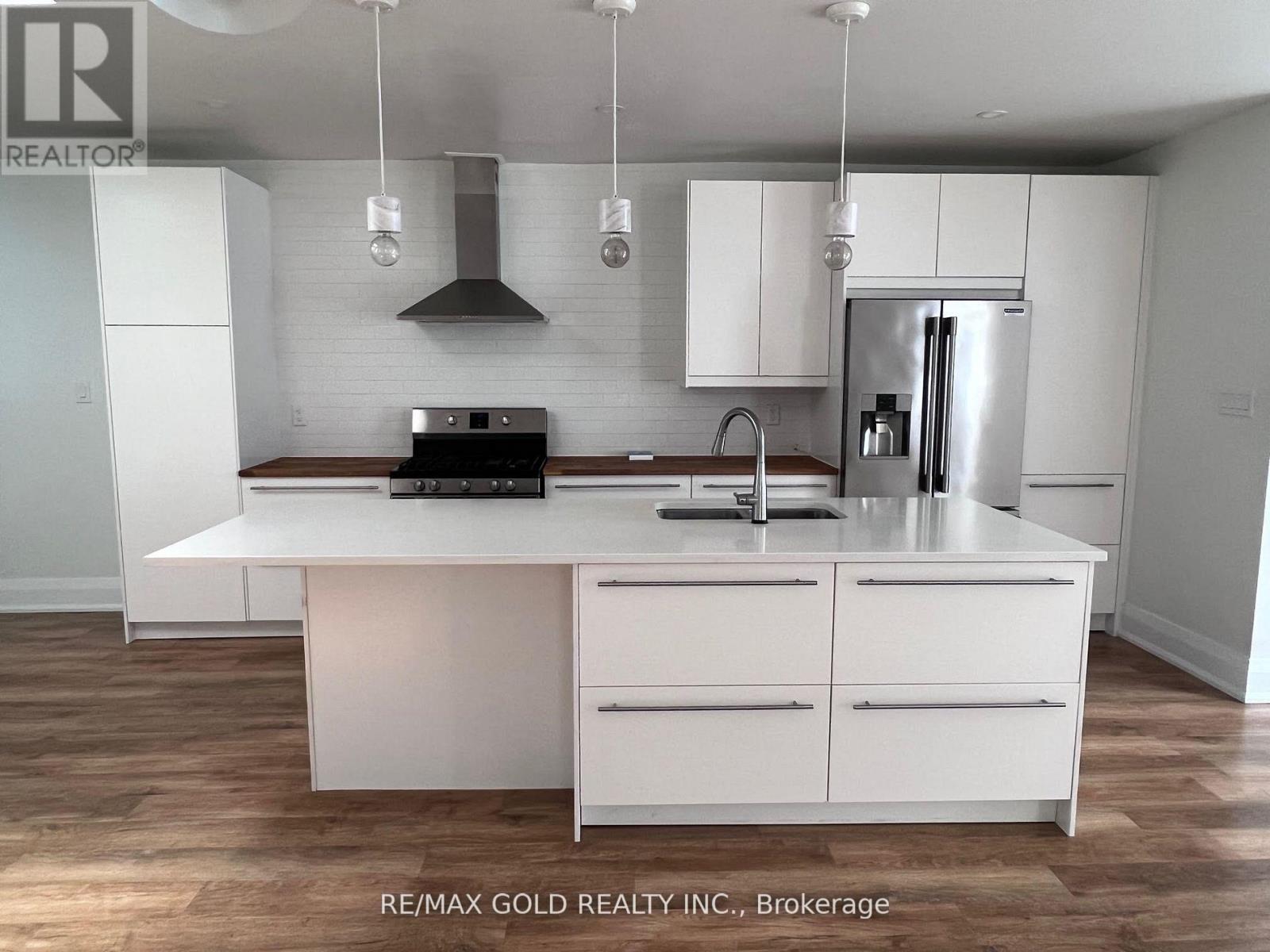 2b - 2215 Danforth Avenue, Toronto, Ontario  M4C 1K4 - Photo 5 - E12548910