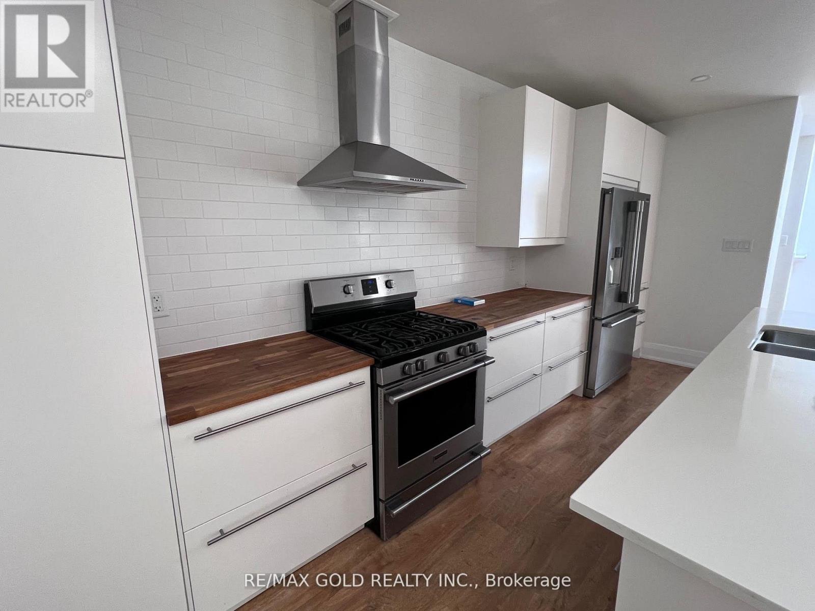 2b - 2215 Danforth Avenue, Toronto, Ontario  M4C 1K4 - Photo 7 - E12548910