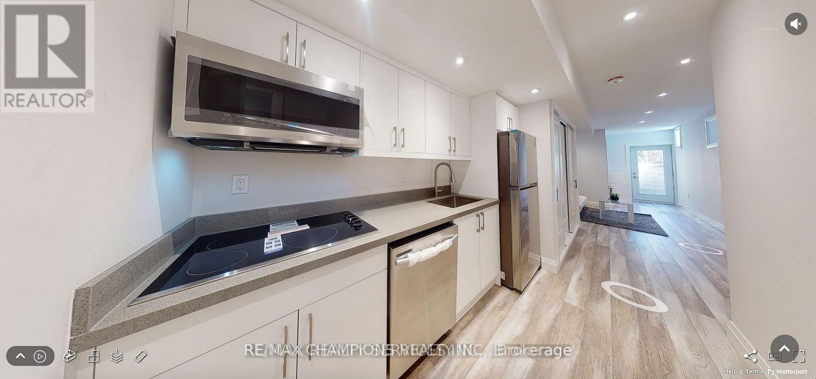 Bsmt - 41 Caroline Avenue, Toronto, Ontario  M4M 2X6 - Photo 8 - E12548924