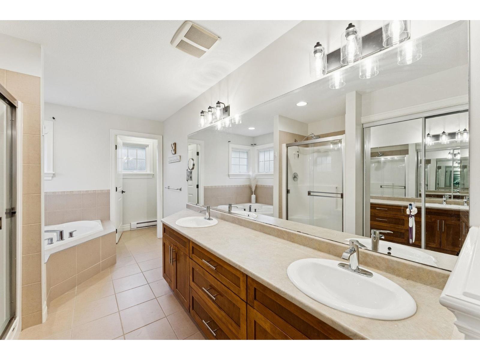 5782 Garrison Boulevard, Garrison Crossing, Chilliwack, British Columbia  V2R 5X9 - Photo 19 - R3066373