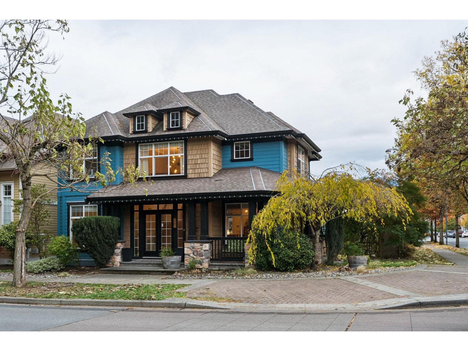 5782 GARRISON BOULEVARD|Garrison Crossing, Chilliwack, British Columbia