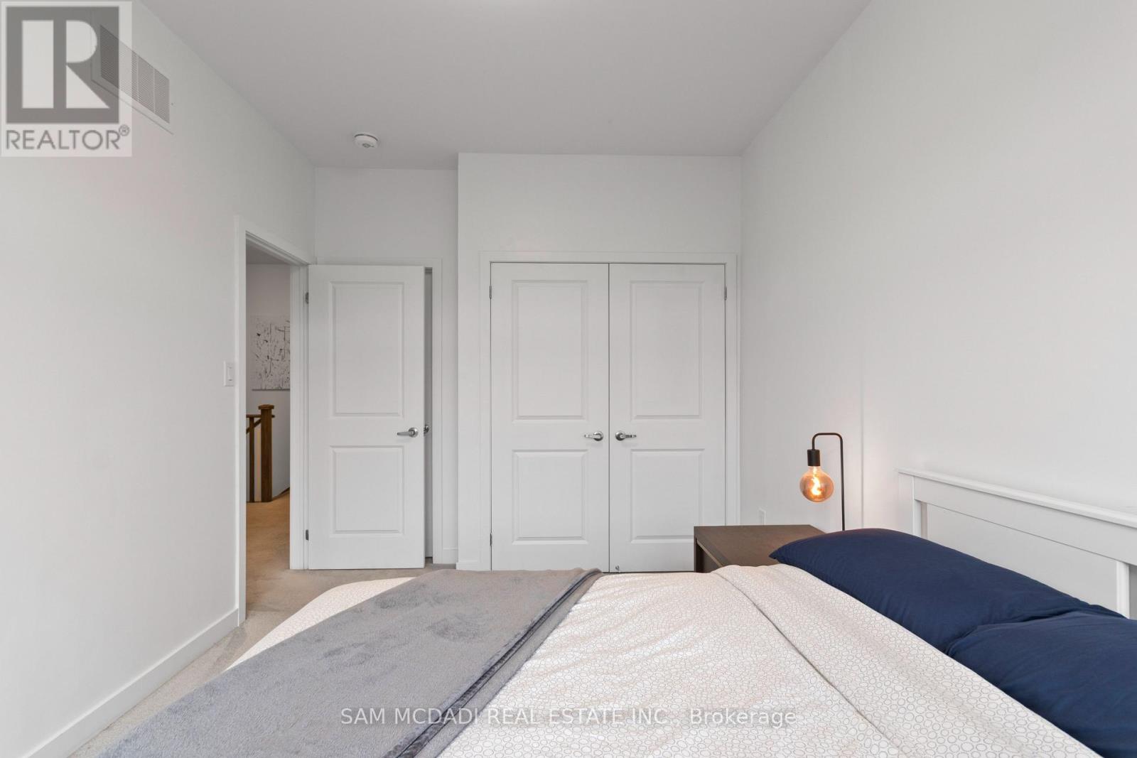 21 Hearne Street, Vaughan, Ontario  L4L 0L9 - Photo 18 - N12548896