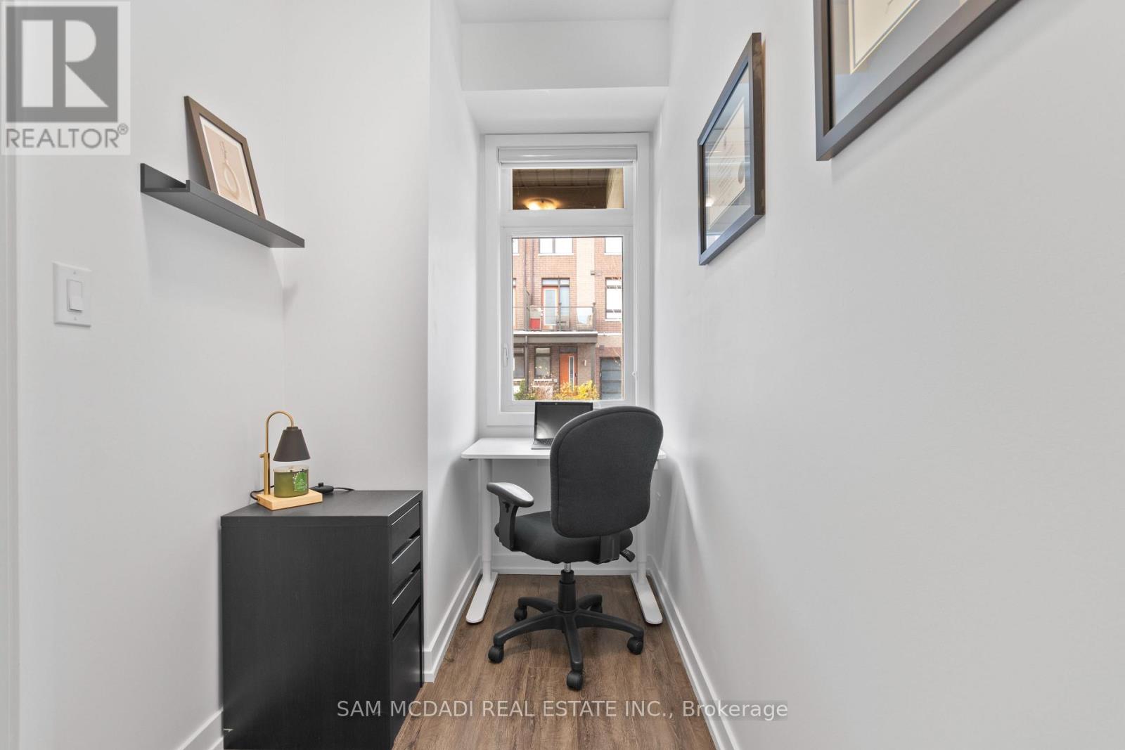 21 Hearne Street, Vaughan, Ontario  L4L 0L9 - Photo 6 - N12548896