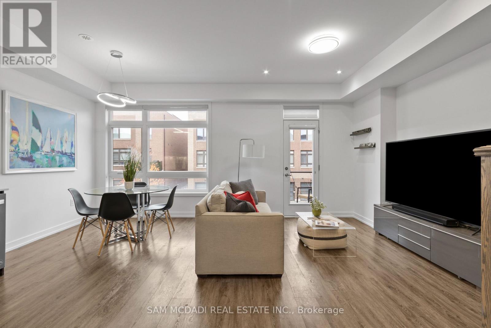 21 Hearne Street, Vaughan, Ontario  L4L 0L9 - Photo 8 - N12548896