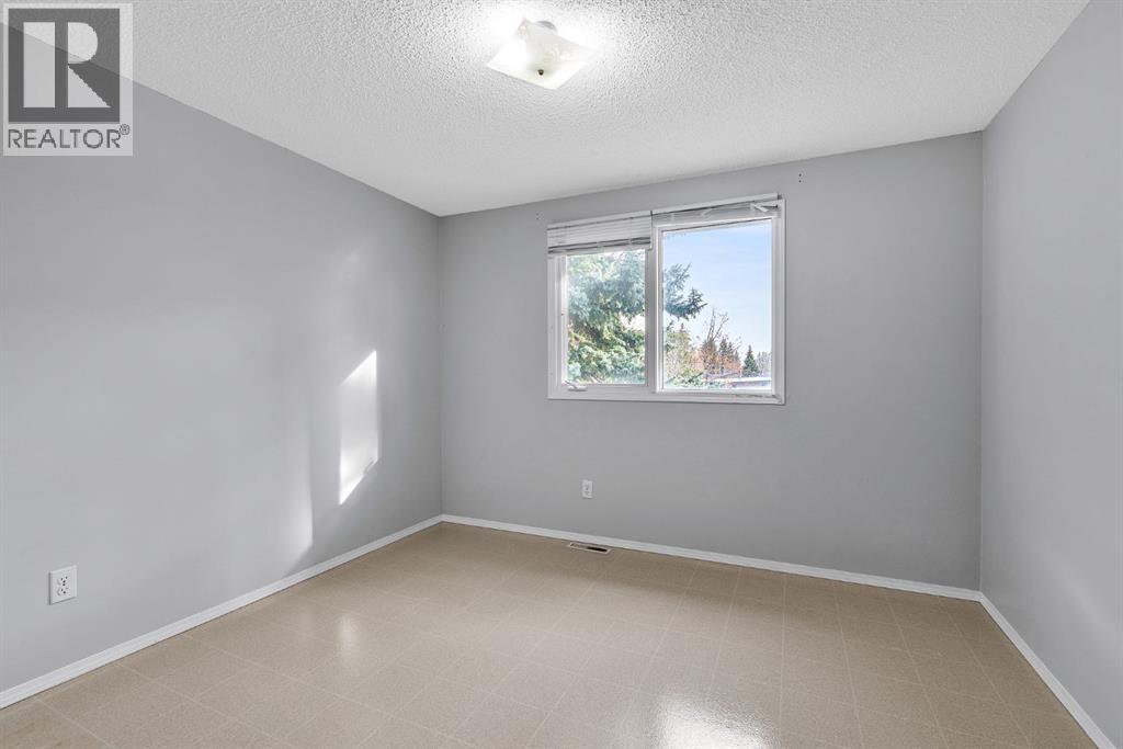 57 & 59 Dalton Bay Nw, Calgary, Alberta  T3A 1H7 - Photo 20 - A2269818