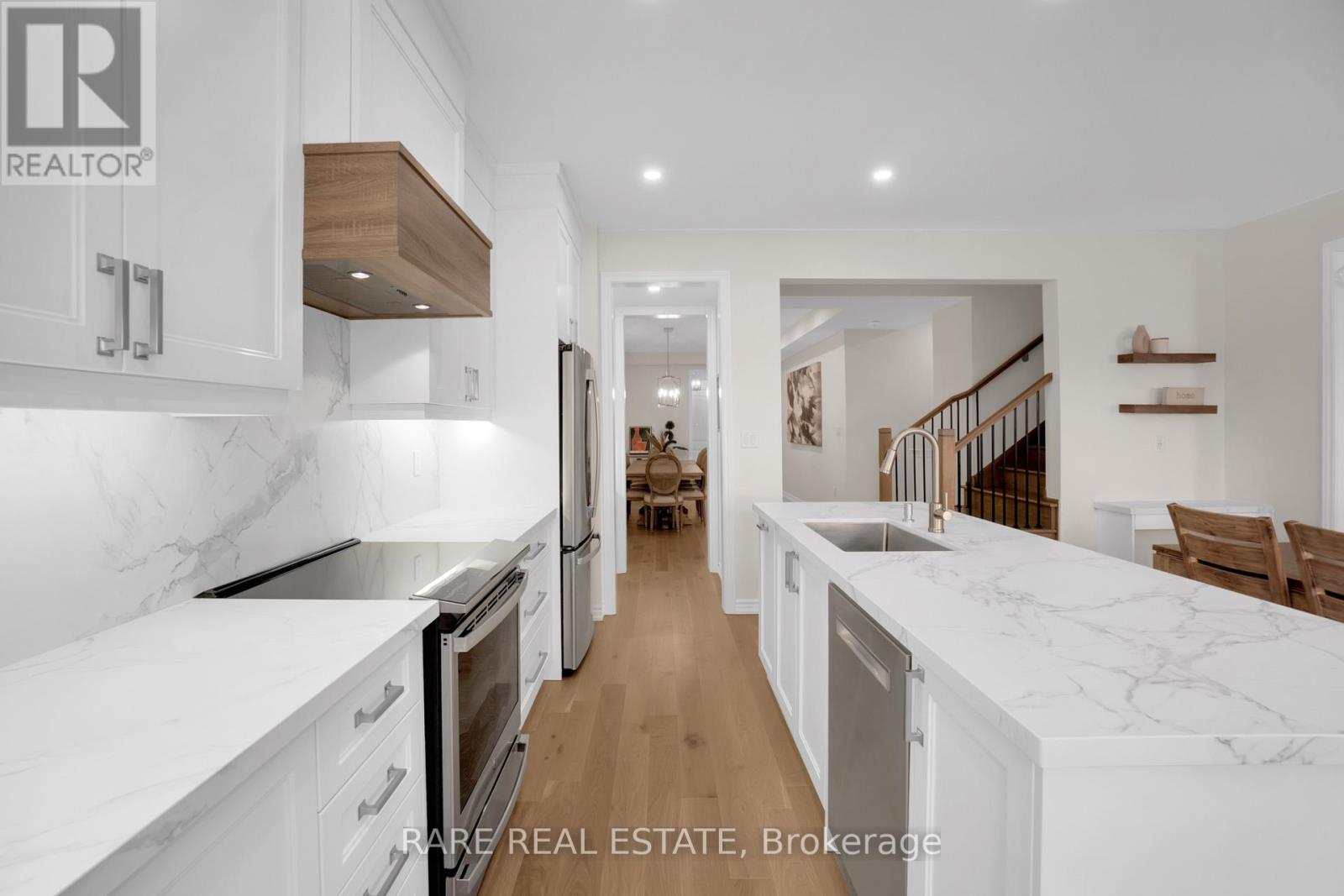 206 Stevenson Crescent, Bradford West Gwillimbury, Ontario  L3Z 0T1 - Photo 11 - N12548930