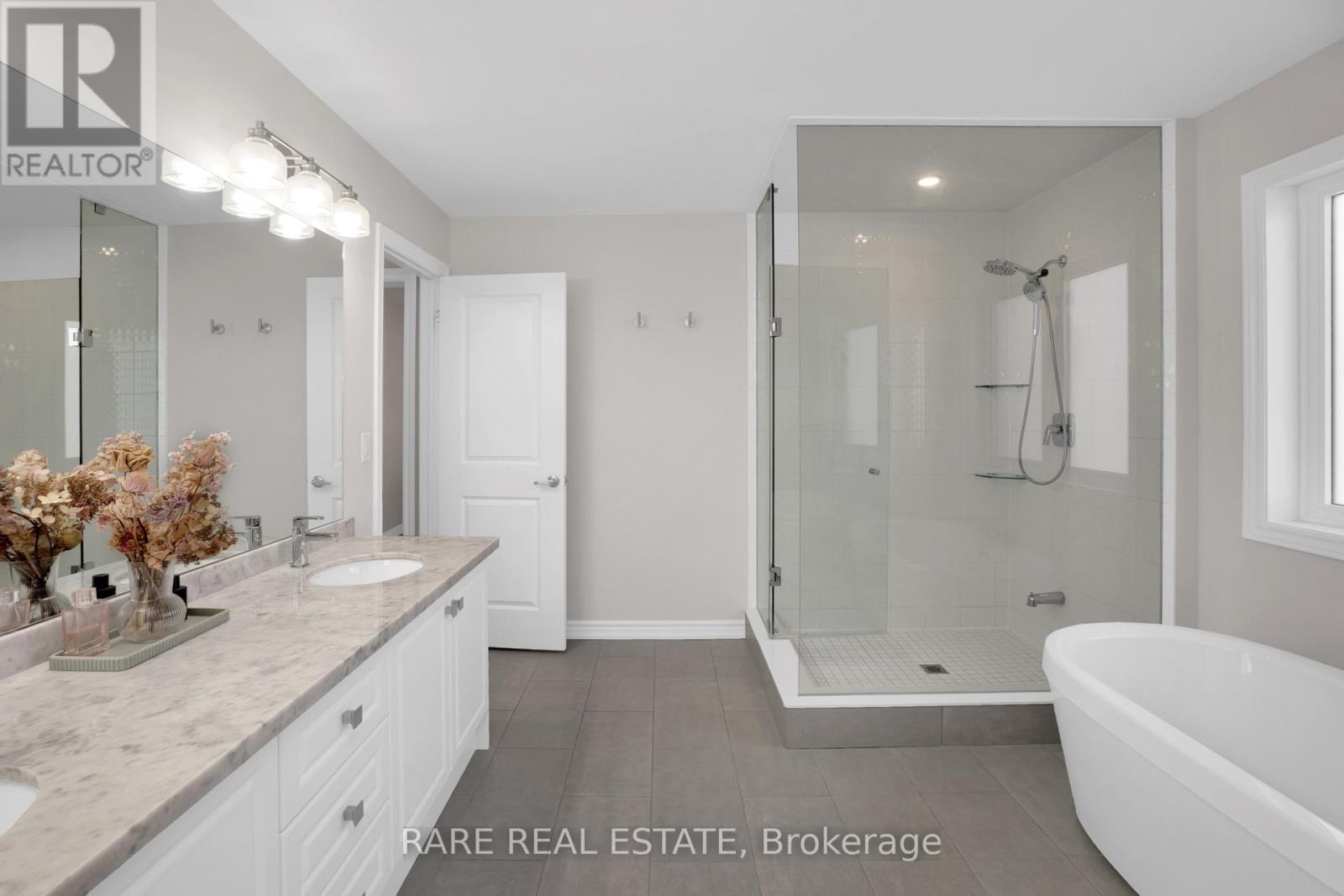 206 Stevenson Crescent, Bradford West Gwillimbury, Ontario  L3Z 0T1 - Photo 26 - N12548930