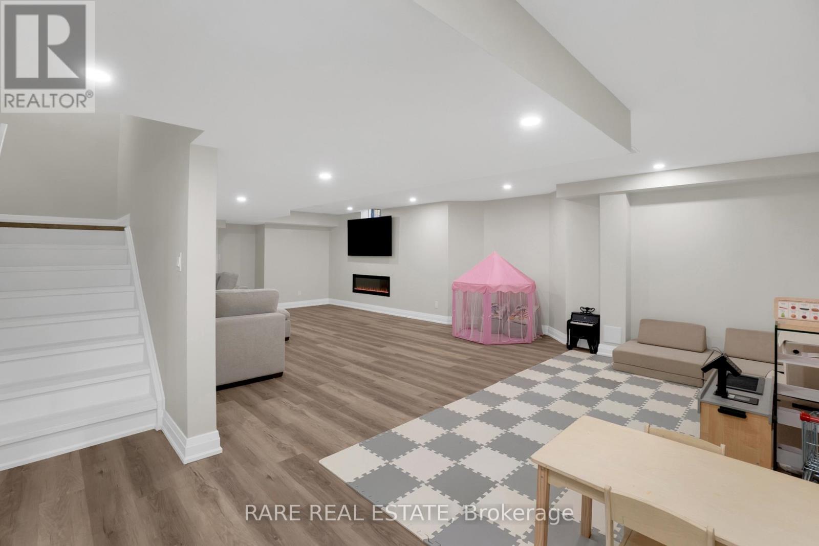 206 Stevenson Crescent, Bradford West Gwillimbury, Ontario  L3Z 0T1 - Photo 36 - N12548930