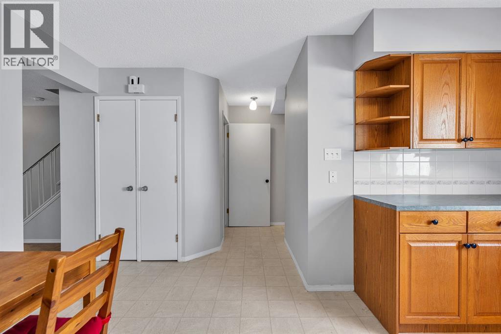 57 & 59 Dalton Bay Nw, Calgary, Alberta  T3A 1H7 - Photo 37 - A2269818