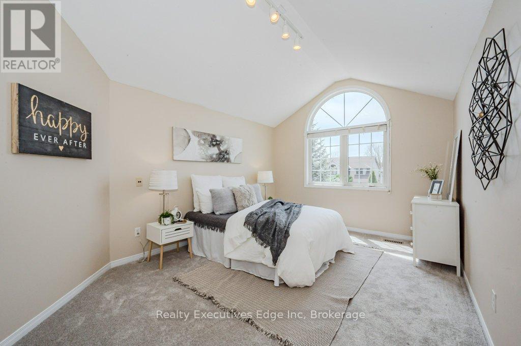 Main - 5 Camm Crescent, Guelph, Ontario N1L 1J9 - Photo 16 - X12503104