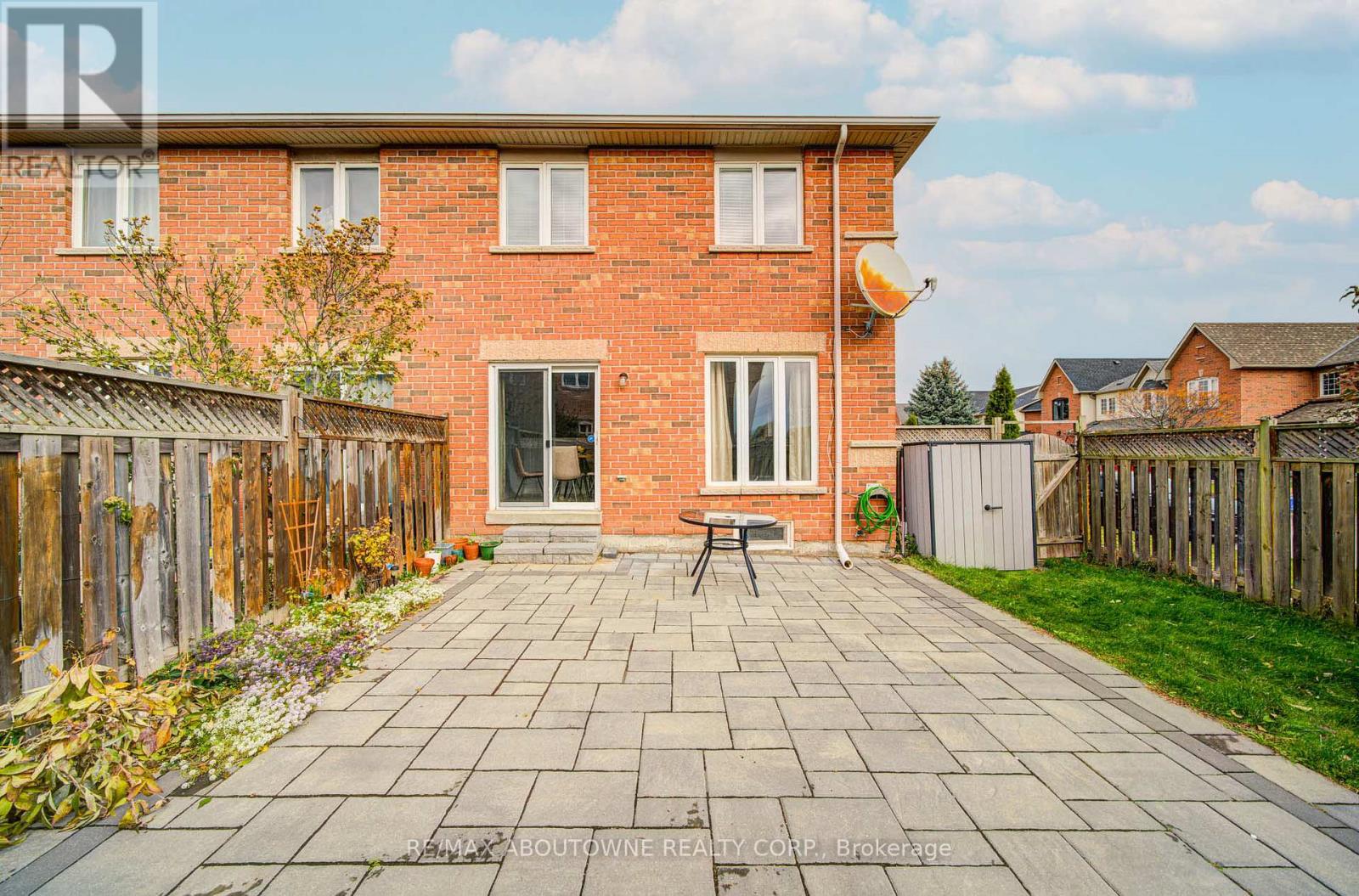 404 Kittridge Road, Oakville, Ontario  L6H 7K6 - Photo 47 - W12548892