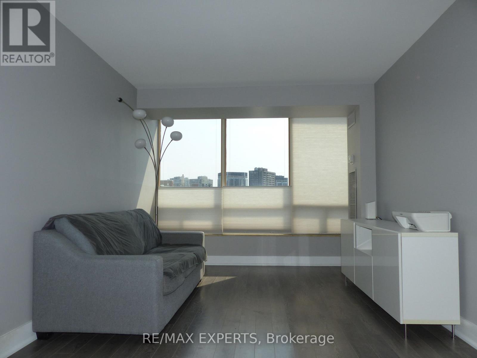 1209 - 1300 Islington Avenue, Toronto, Ontario  M9A 5C4 - Photo 11 - W12548916